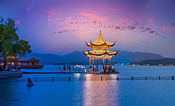 chơi lô đề trên mạng