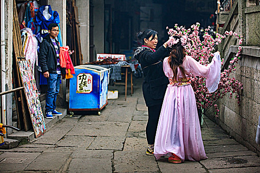 lô gan miền nam